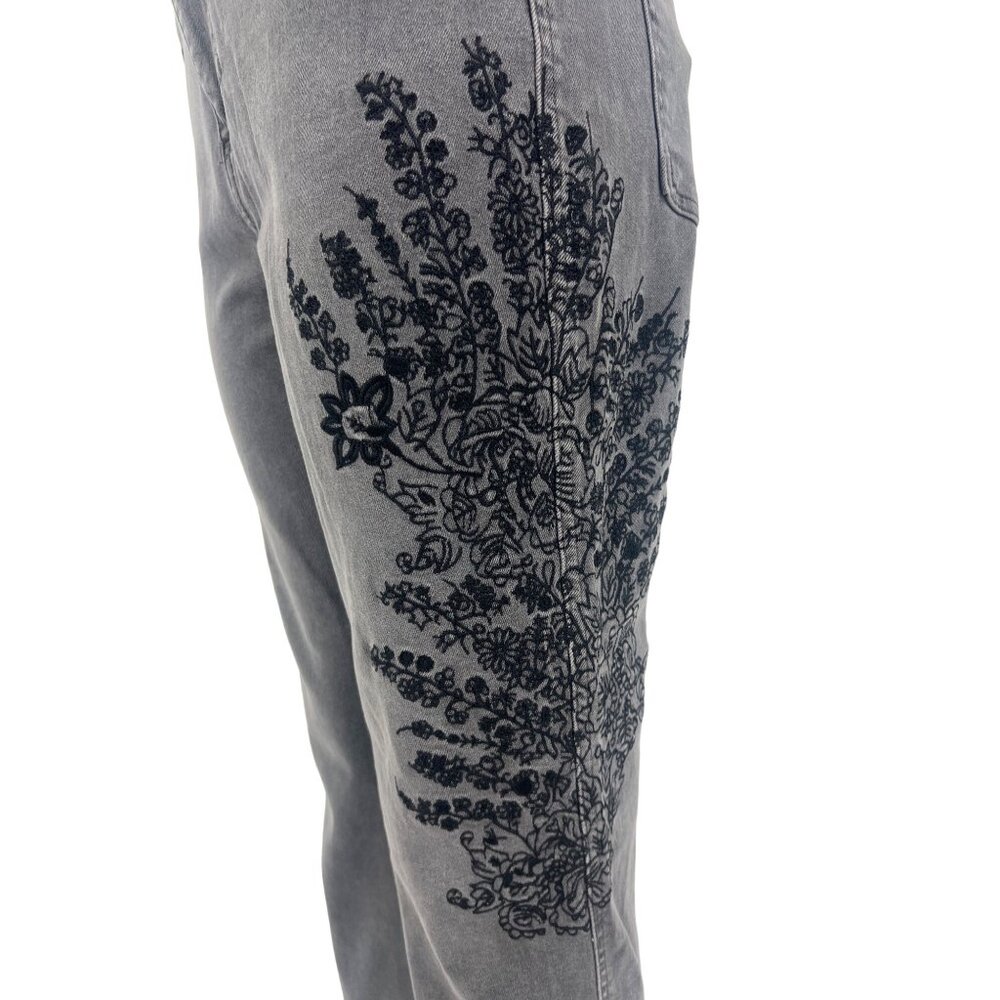 NWOT Free People Gray Embroidered High-Rise Straight Leg Girlfriend Jeans | Boho - Picture 8 of 15